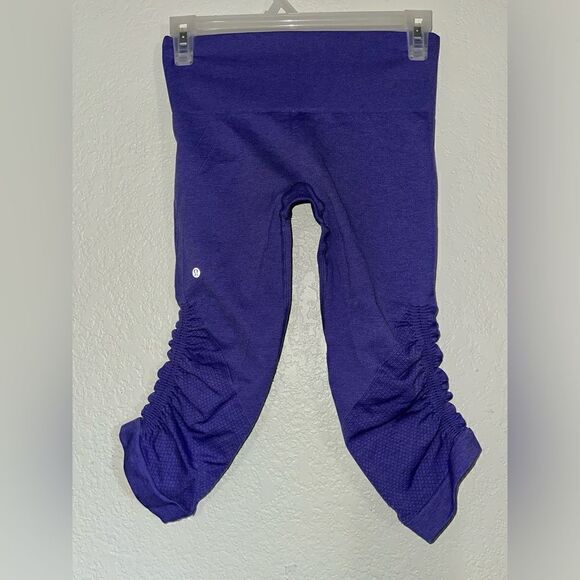 Lululemon in the flow crop II leggings heathered bruised berry purple 4 - Picture 4 of 8